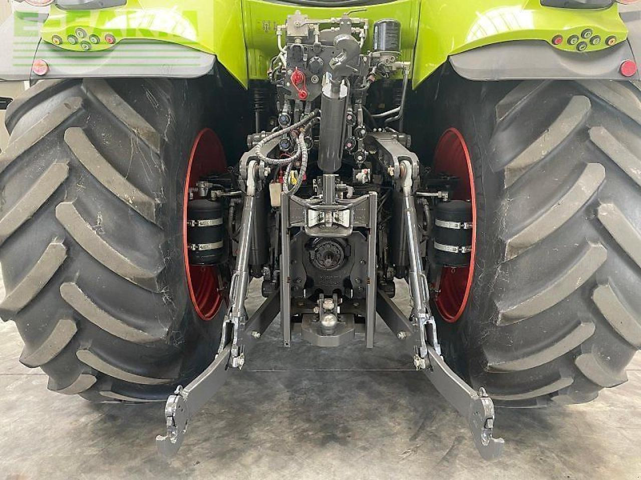 Tractor CLAAS axion 870 cmatic cebis CMATIC CEBIS