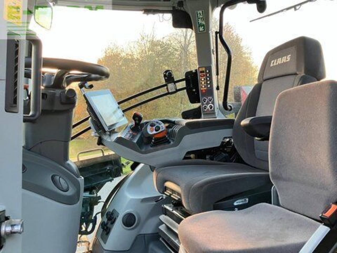 Tractor CLAAS axion 870 cmatic cebis CMATIC CEBIS