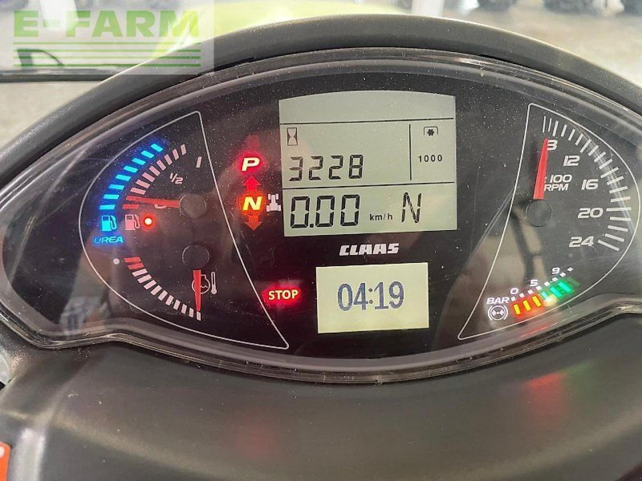 Tractor CLAAS axion 870 cmatic cebis CMATIC CEBIS