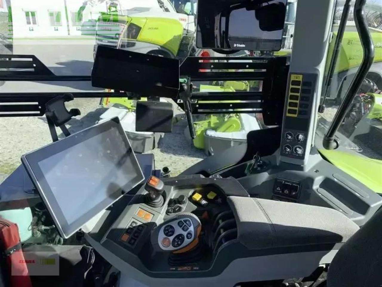 Tractor CLAAS axion 870 cmatic cebis CMATIC CEBIS