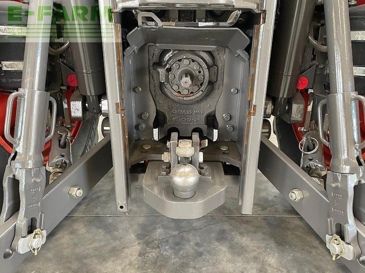 Tractor CLAAS axion 870 cmatic cebis CMATIC CEBIS