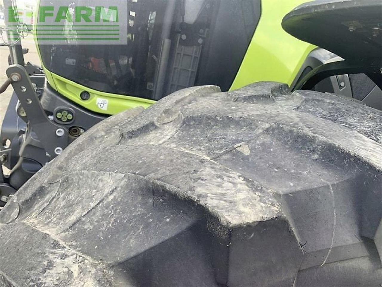 Tractor CLAAS axion 870 cmatic cebis CMATIC CEBIS