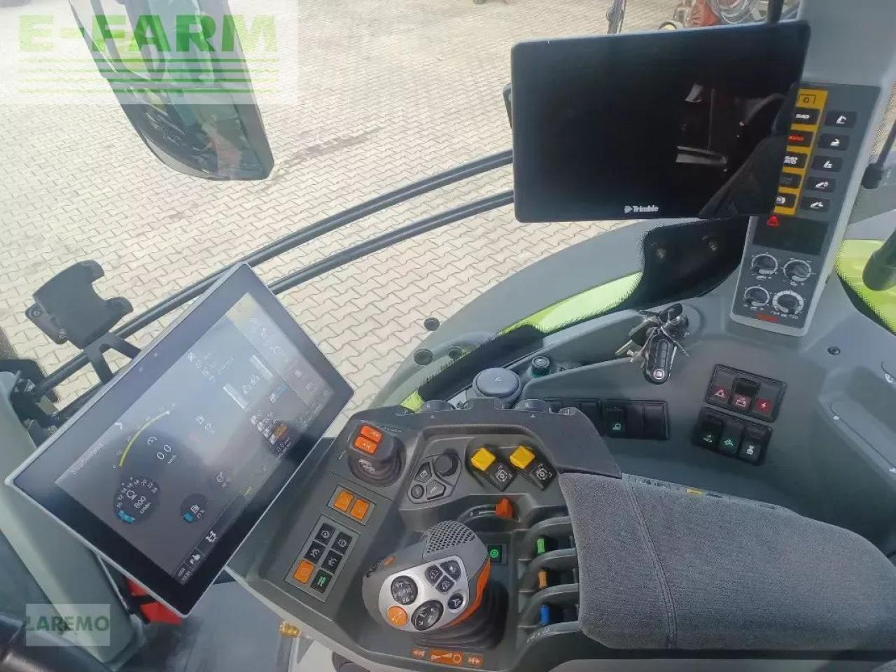 Tractor CLAAS axion 870 cmatic cebis + mx frontlader t 418 CMATIC CEBIS