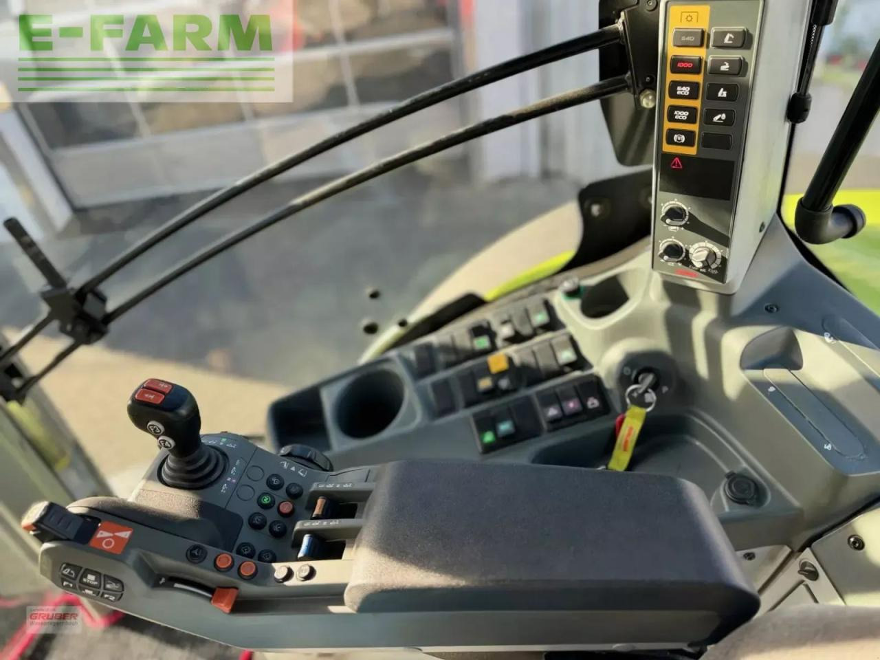 Tractor CLAAS axion 870 cmatic cis+ CMATIC CIS+