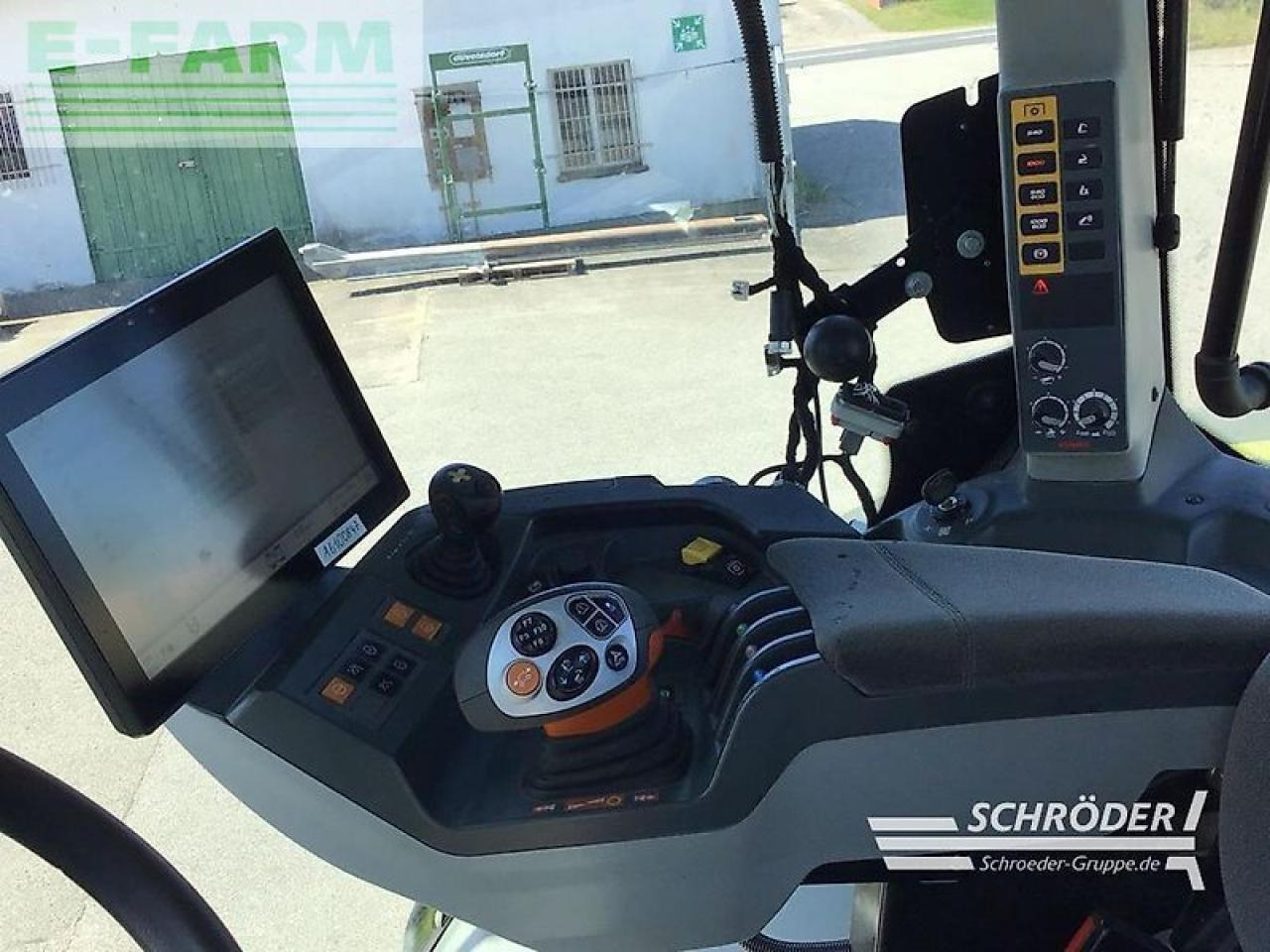 Tractor CLAAS axion 870 cmatic rtk CMATIC