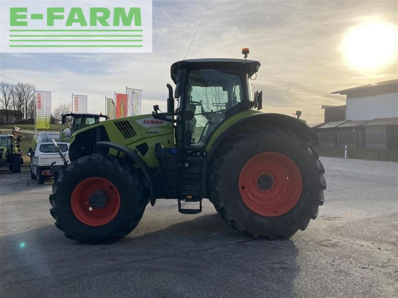 Tractor CLAAS axion 870 cmatic - stage v