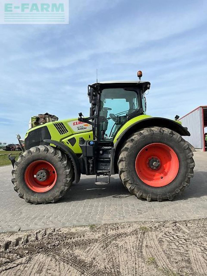 Tractor CLAAS axion 870 cmatic t4f CMATIC