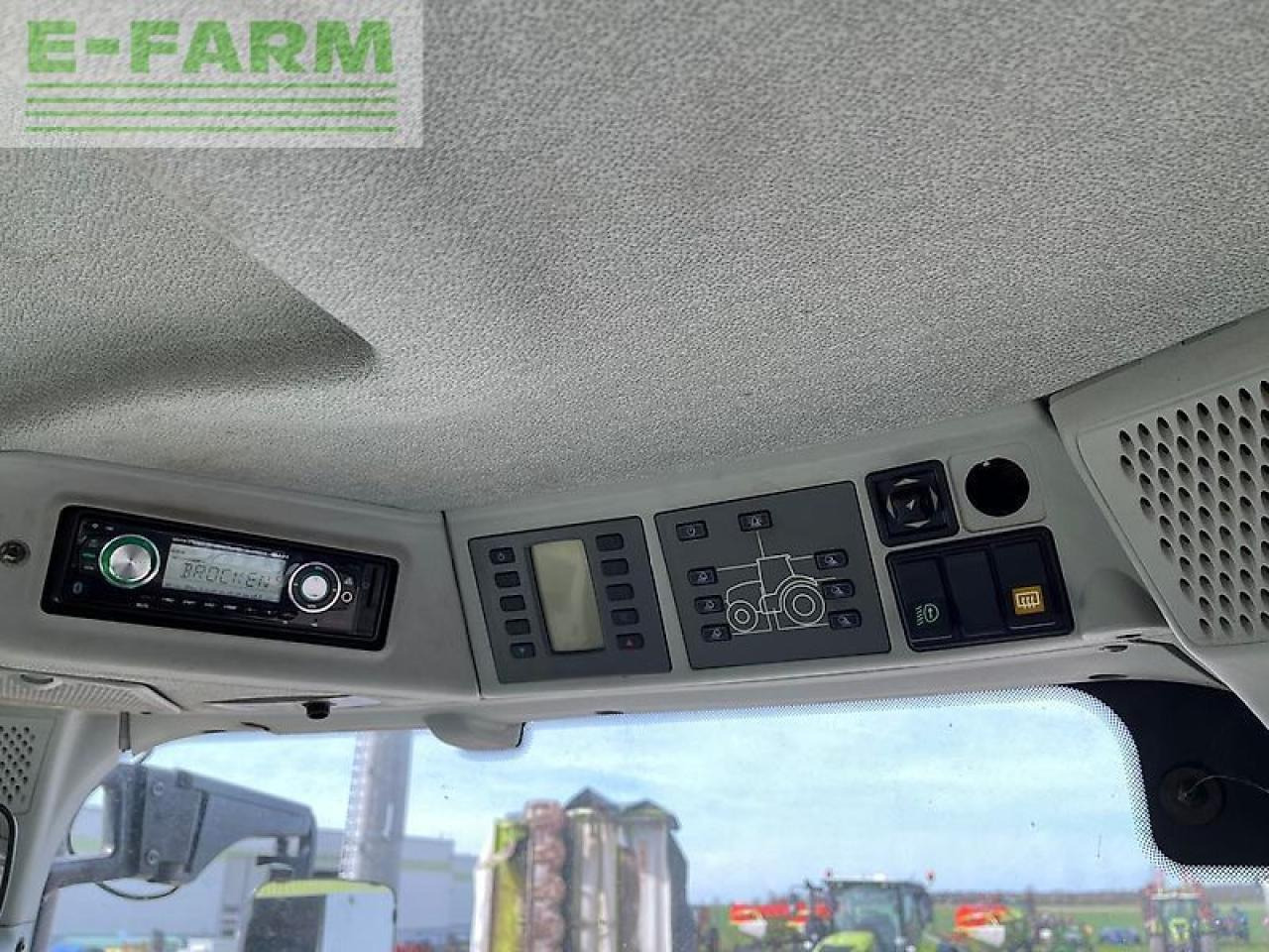 Tractor CLAAS axion 870 cmatic t4f CMATIC