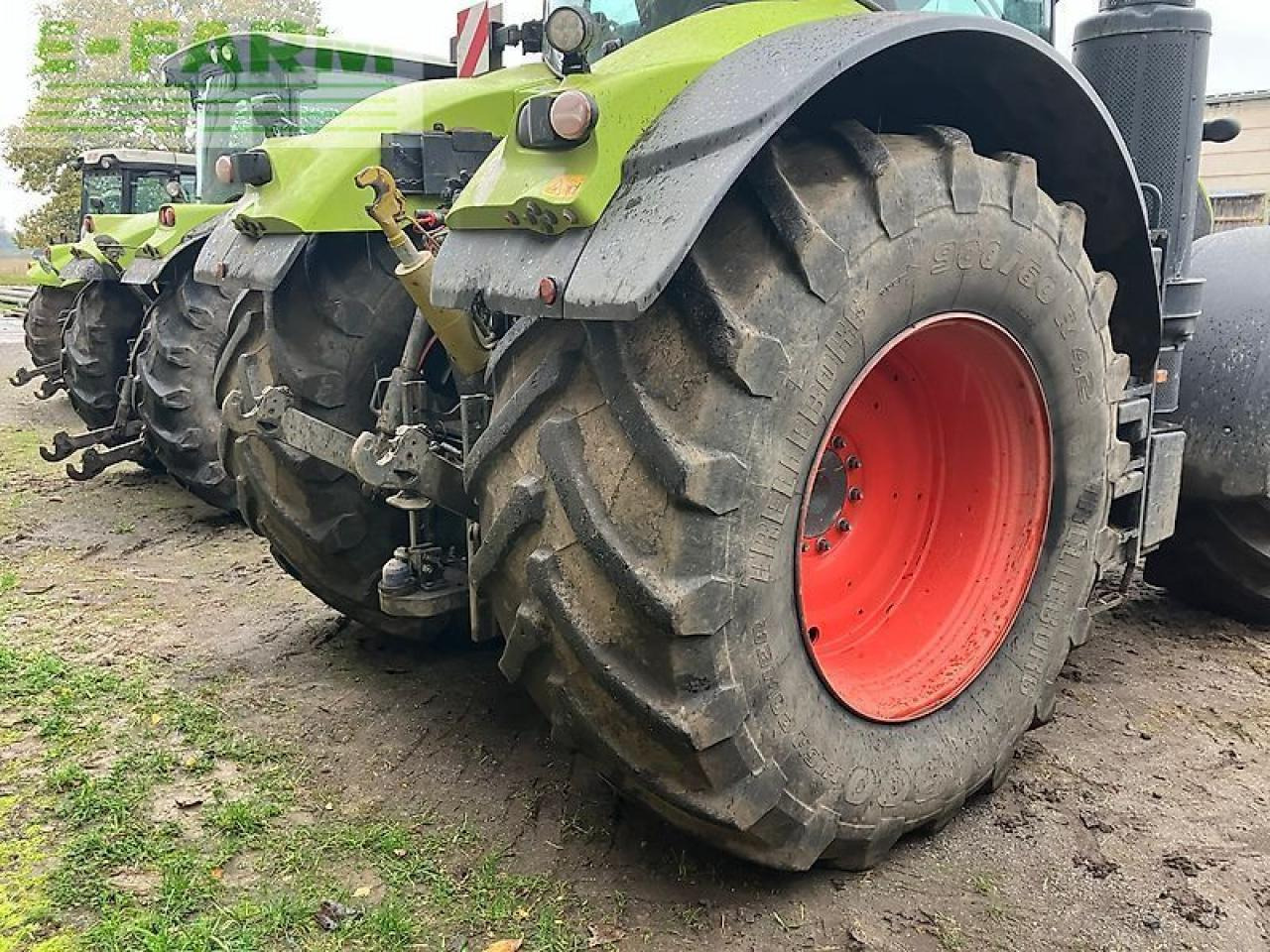 Tractor CLAAS axion 920