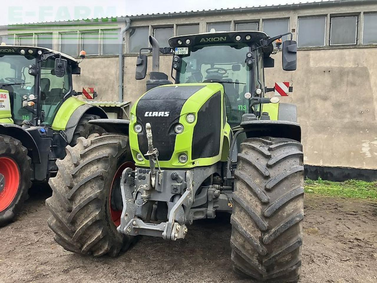 Tractor CLAAS axion 920