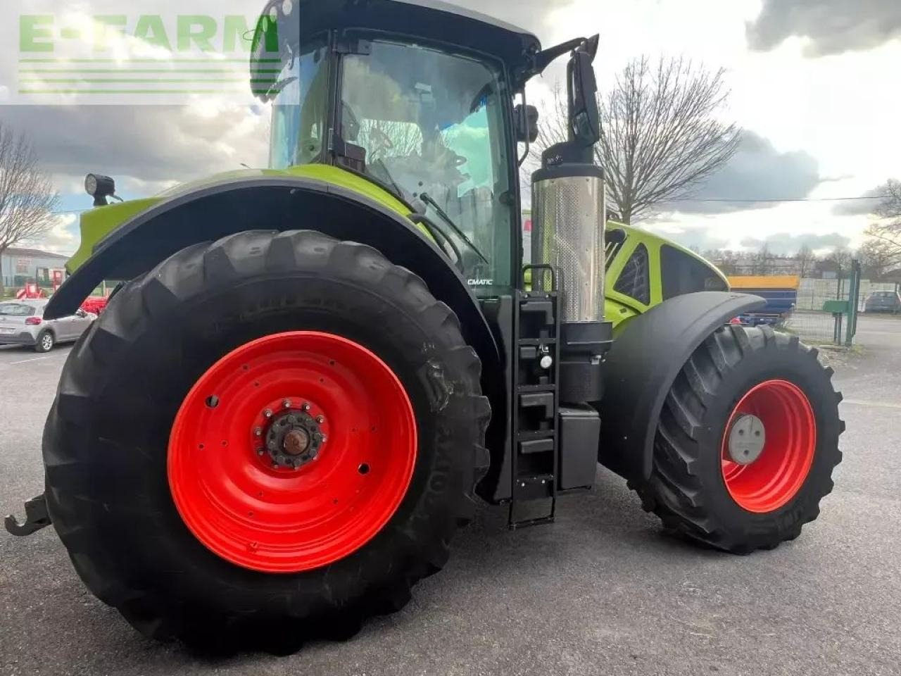 Tractor CLAAS axion 920 cebis