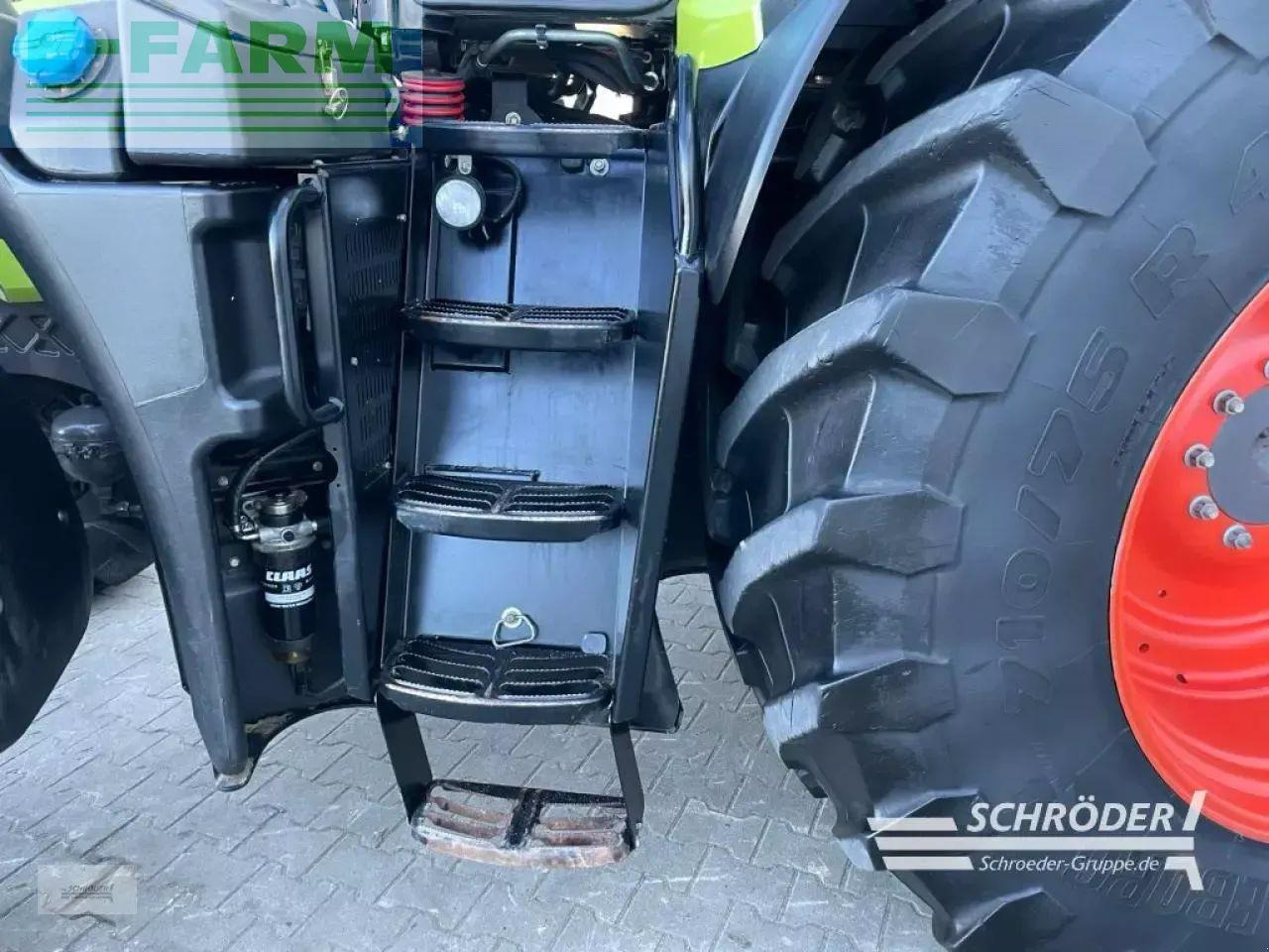 Tractor CLAAS axion 920 cmatic + rtk