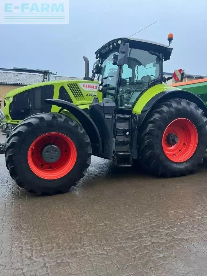 Tractor CLAAS axion 930