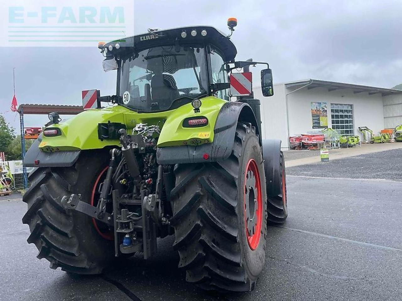 Tractor CLAAS axion 930