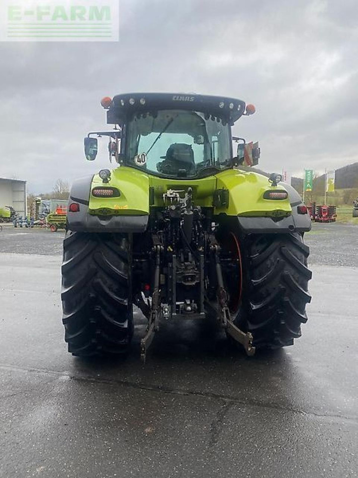 Tractor CLAAS axion 930