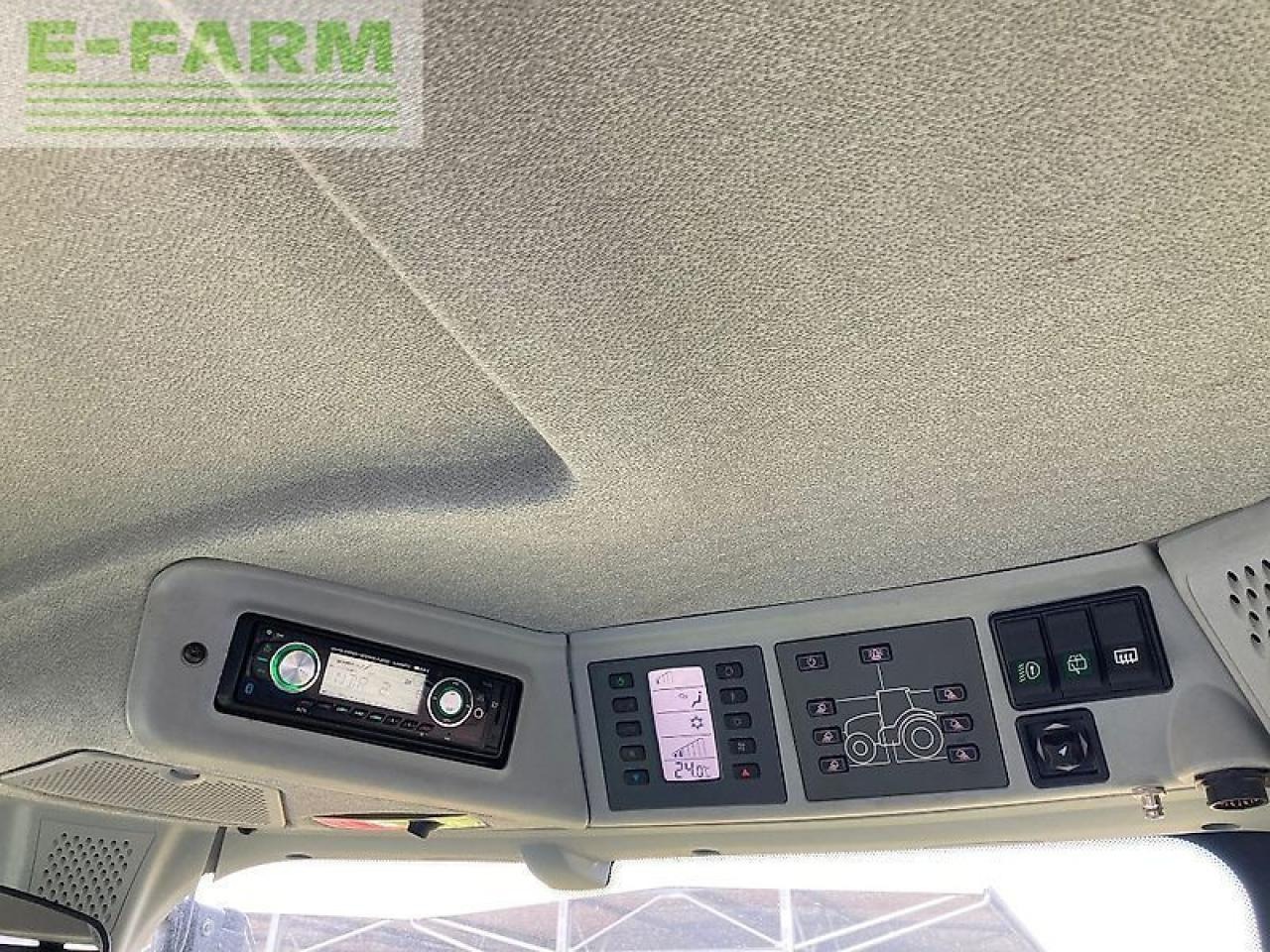 Tractor CLAAS axion 930