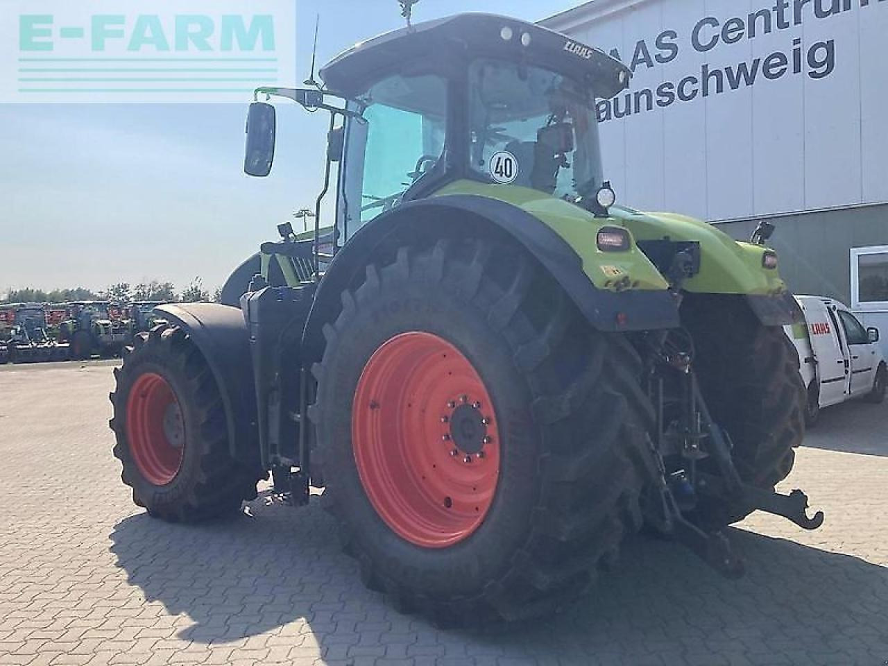 Tractor CLAAS axion 930
