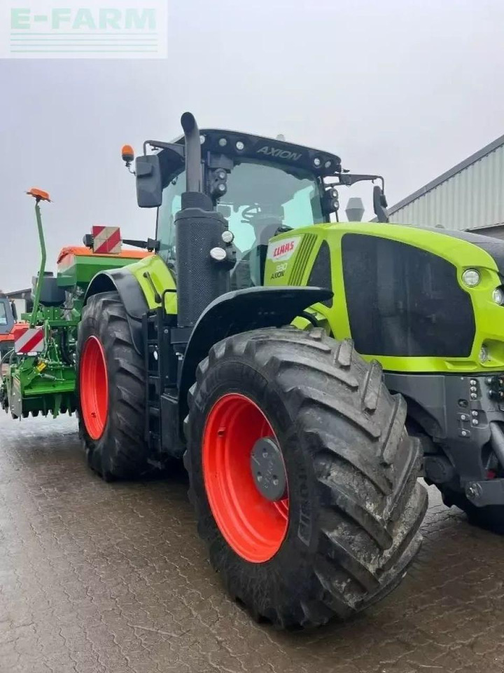 Tractor CLAAS axion 930