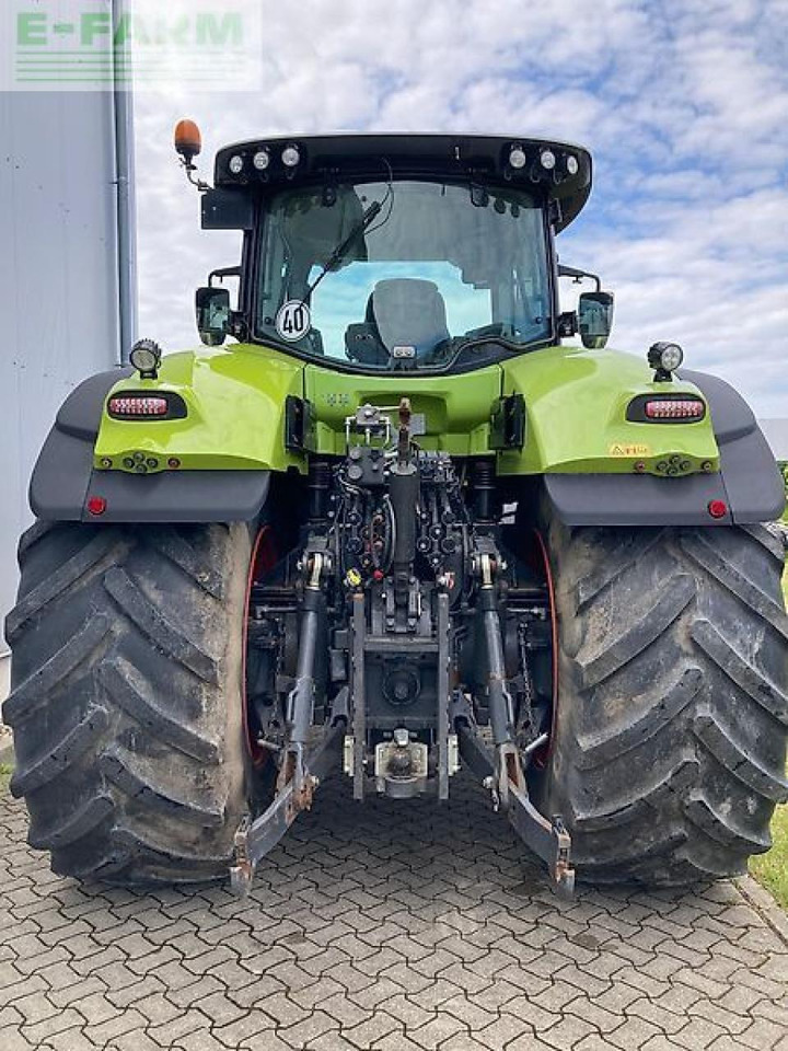 Tractor CLAAS axion 930