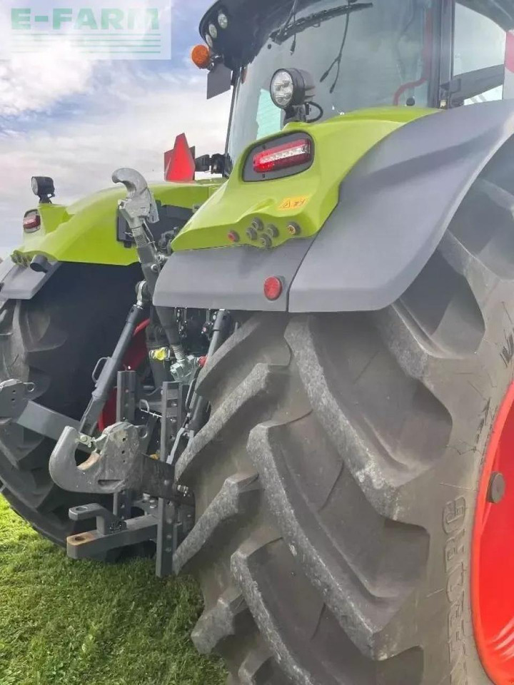 Tractor CLAAS axion 930