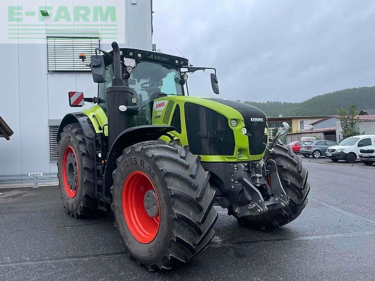 Tractor CLAAS axion 930