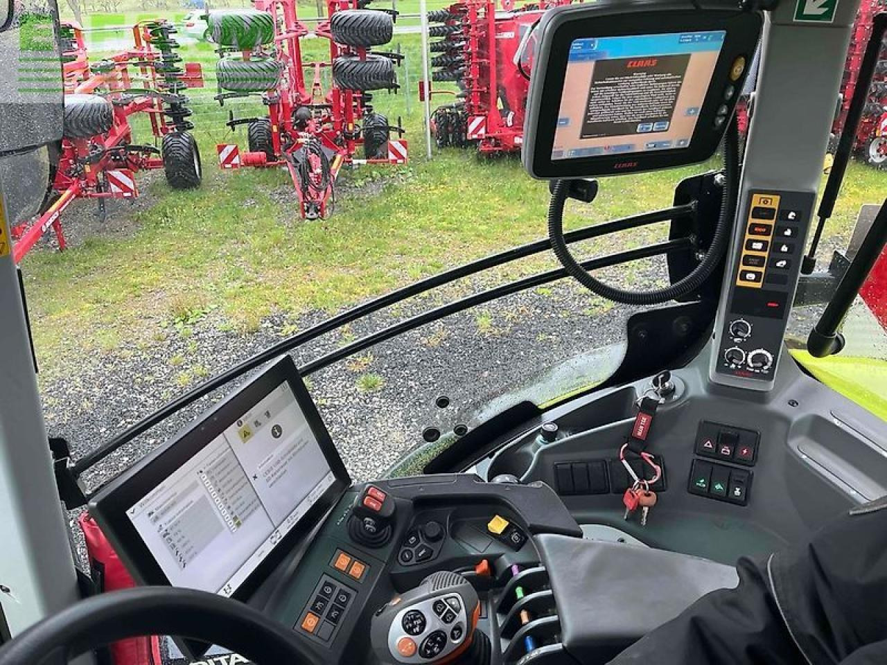Tractor CLAAS axion 930