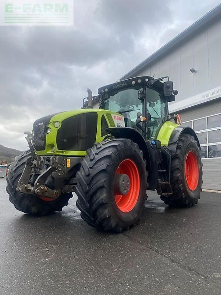 Tractor CLAAS axion 930