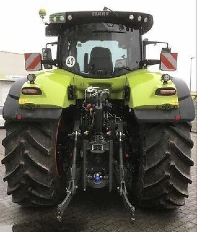 Tractor CLAAS axion 930