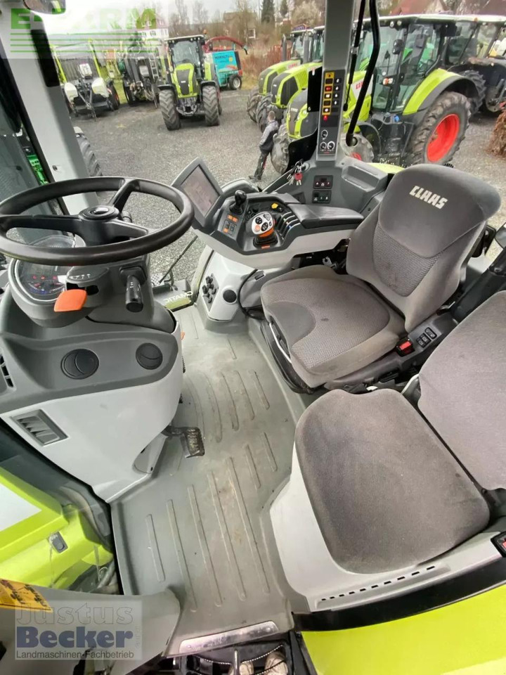 Tractor CLAAS axion 930 c-matic