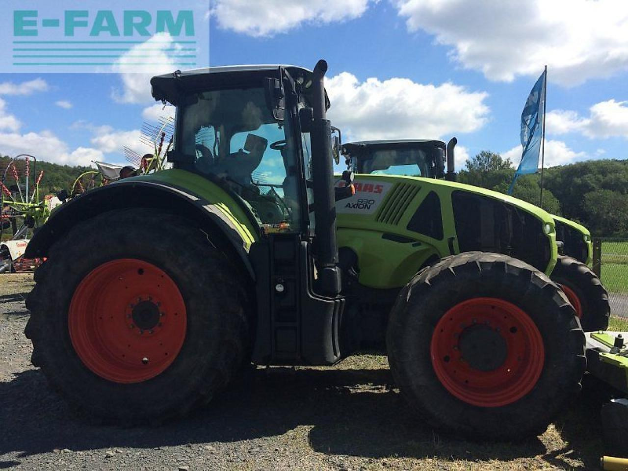 Tractor CLAAS axion 930 c-matic