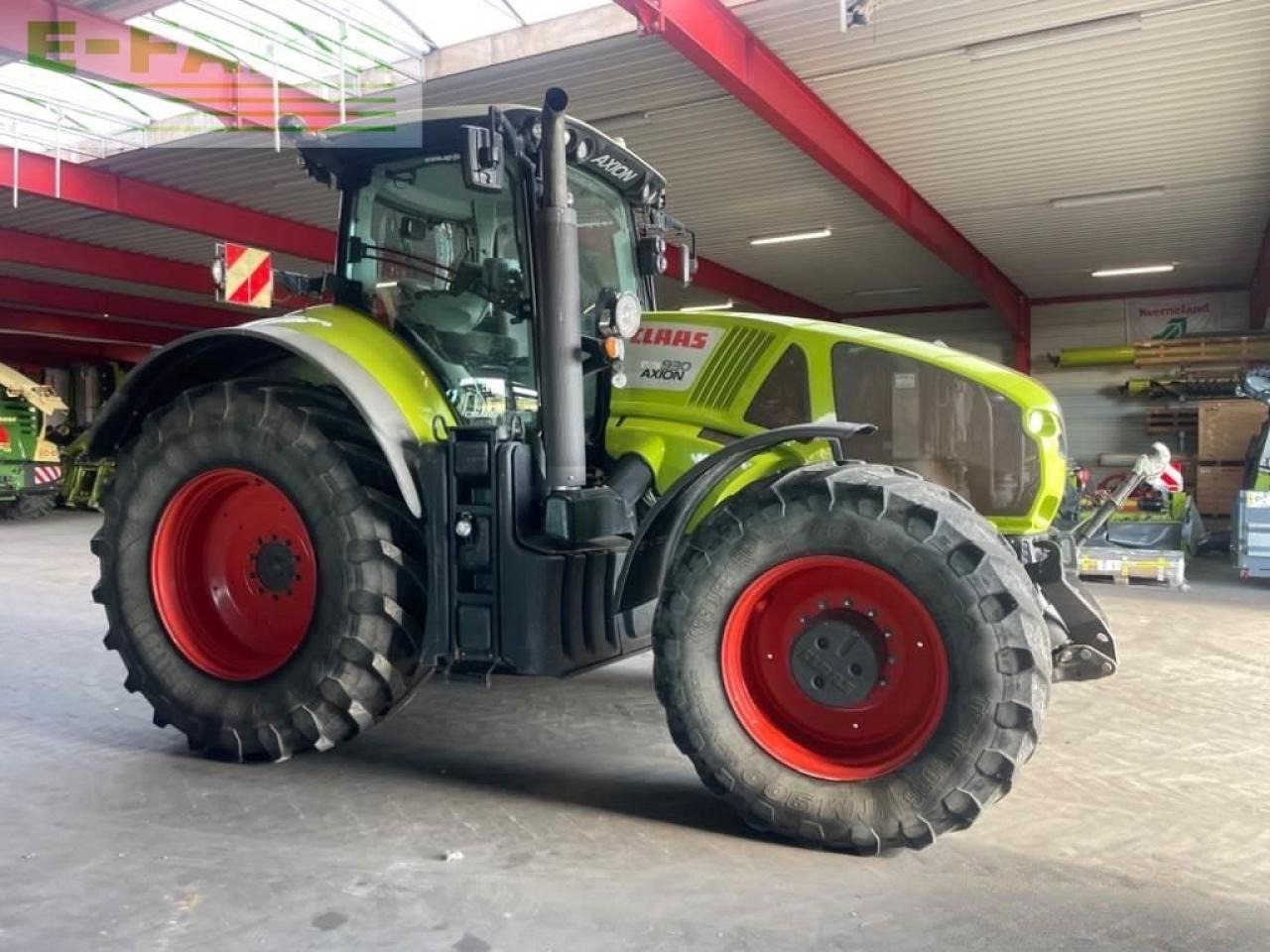 Tractor CLAAS axion 930 cmatic