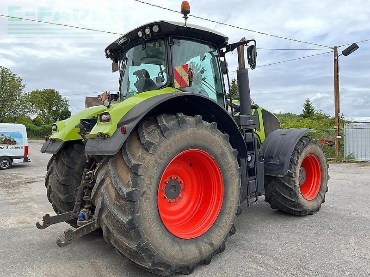 Tractor CLAAS axion 930 cmatic