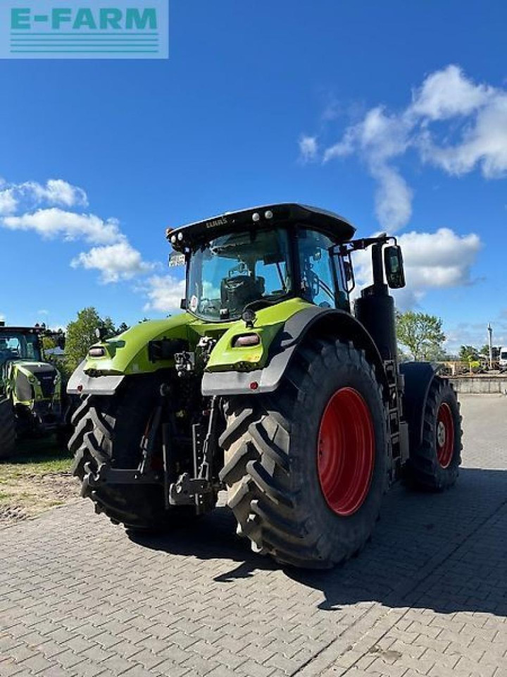 Tractor CLAAS axion 930 cmatic ceb