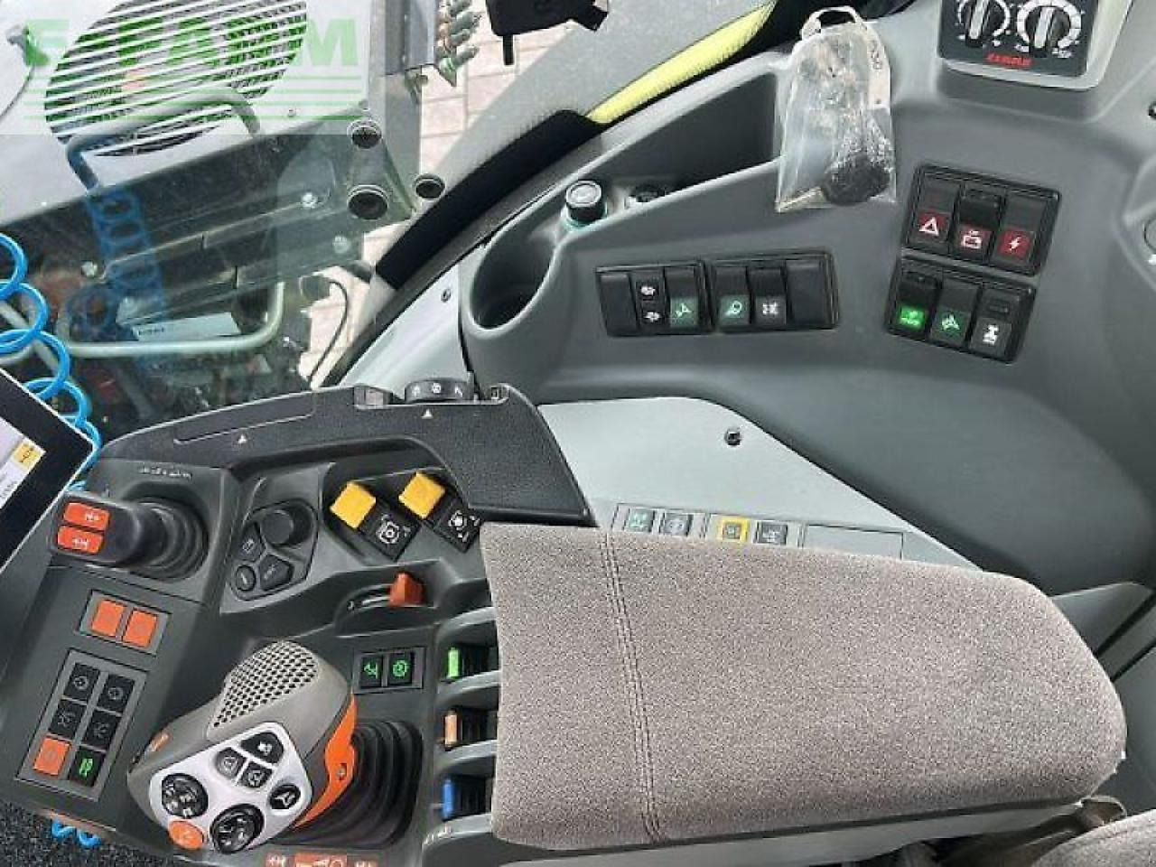 Tractor CLAAS axion 930 cmatic cebis CMATIC CEBIS