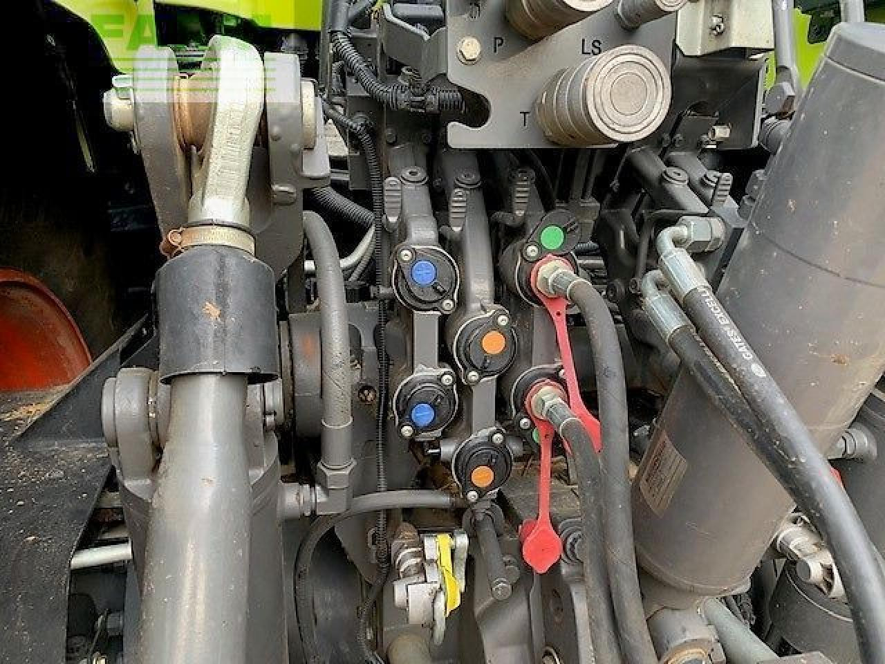 Tractor CLAAS axion 930 cmatic cebis CMATIC CEBIS