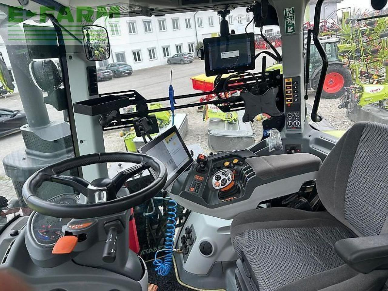Tractor CLAAS axion 930 cmatic cebis CMATIC CEBIS