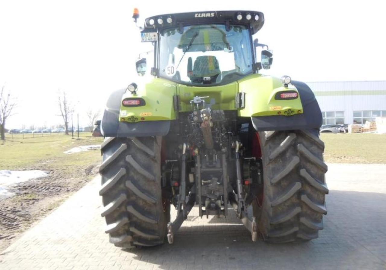 Tractor CLAAS axion 940