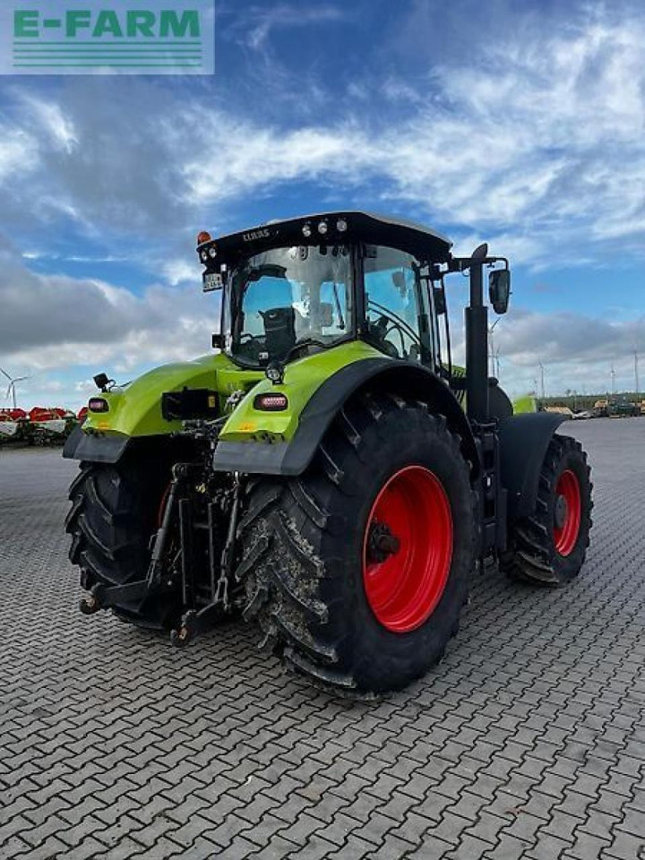 Tractor CLAAS axion 940