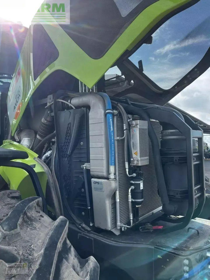 Tractor CLAAS axion 940