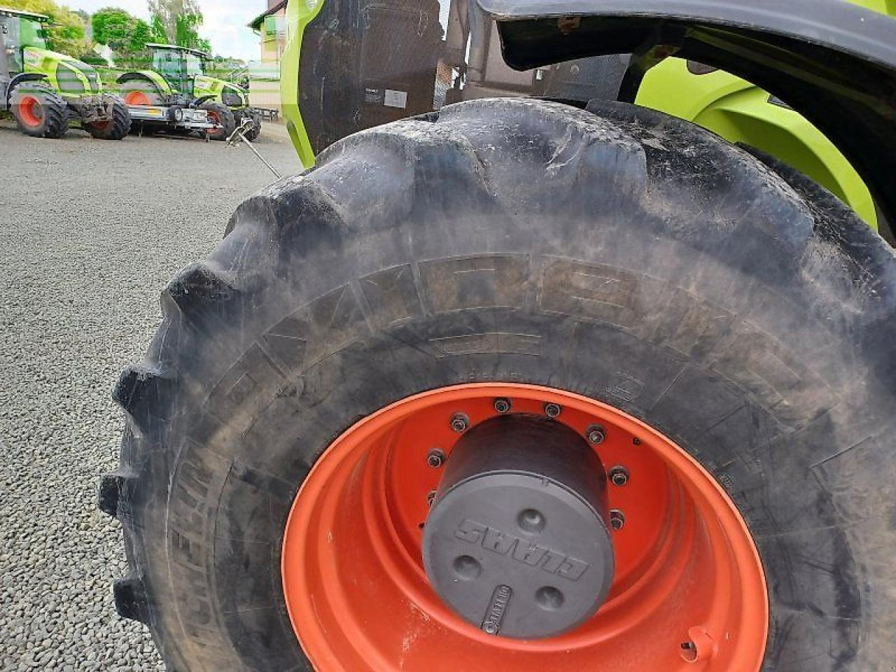 Tractor CLAAS axion 940 c-matic