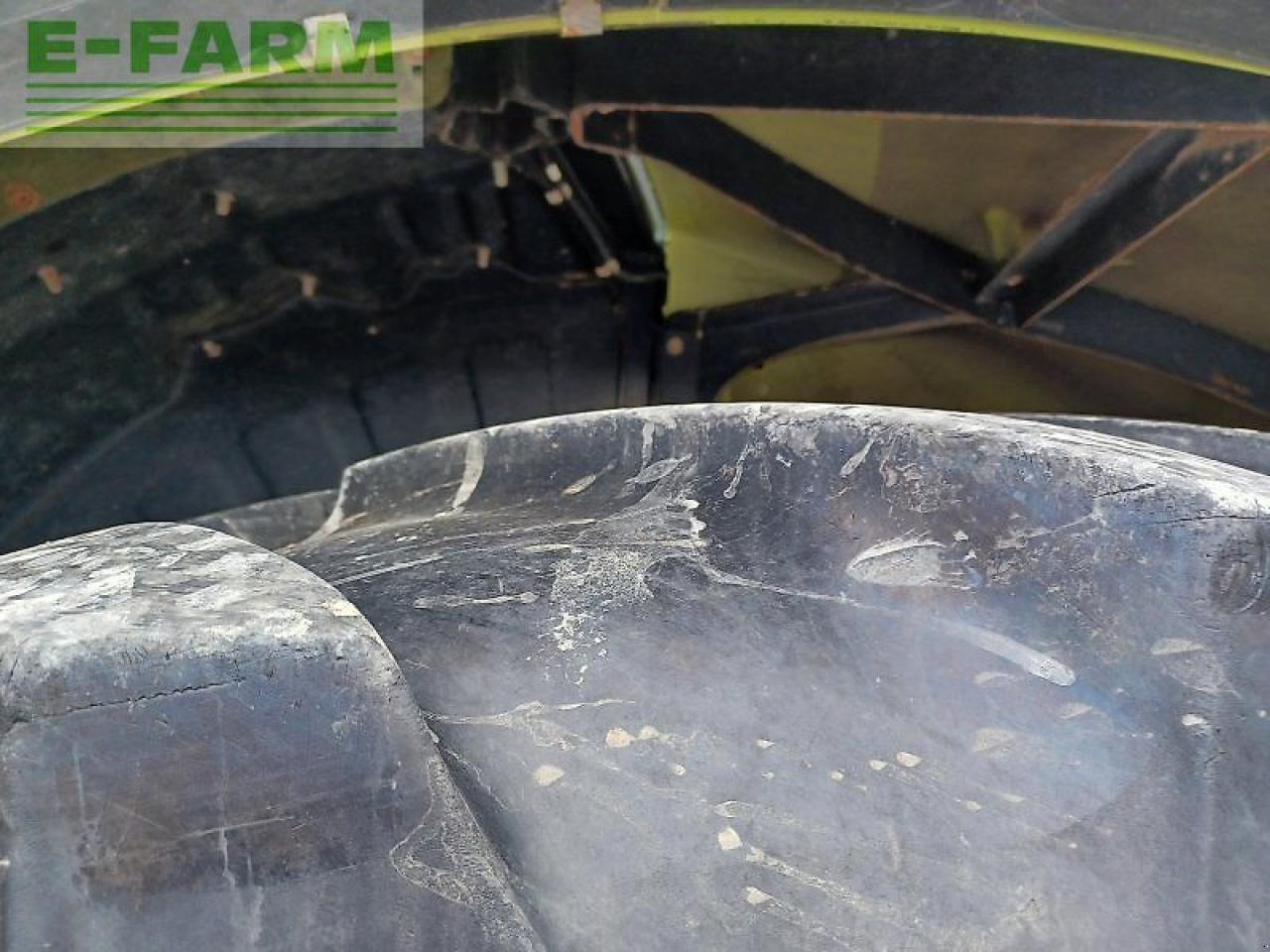 Tractor CLAAS axion 940 c-matic