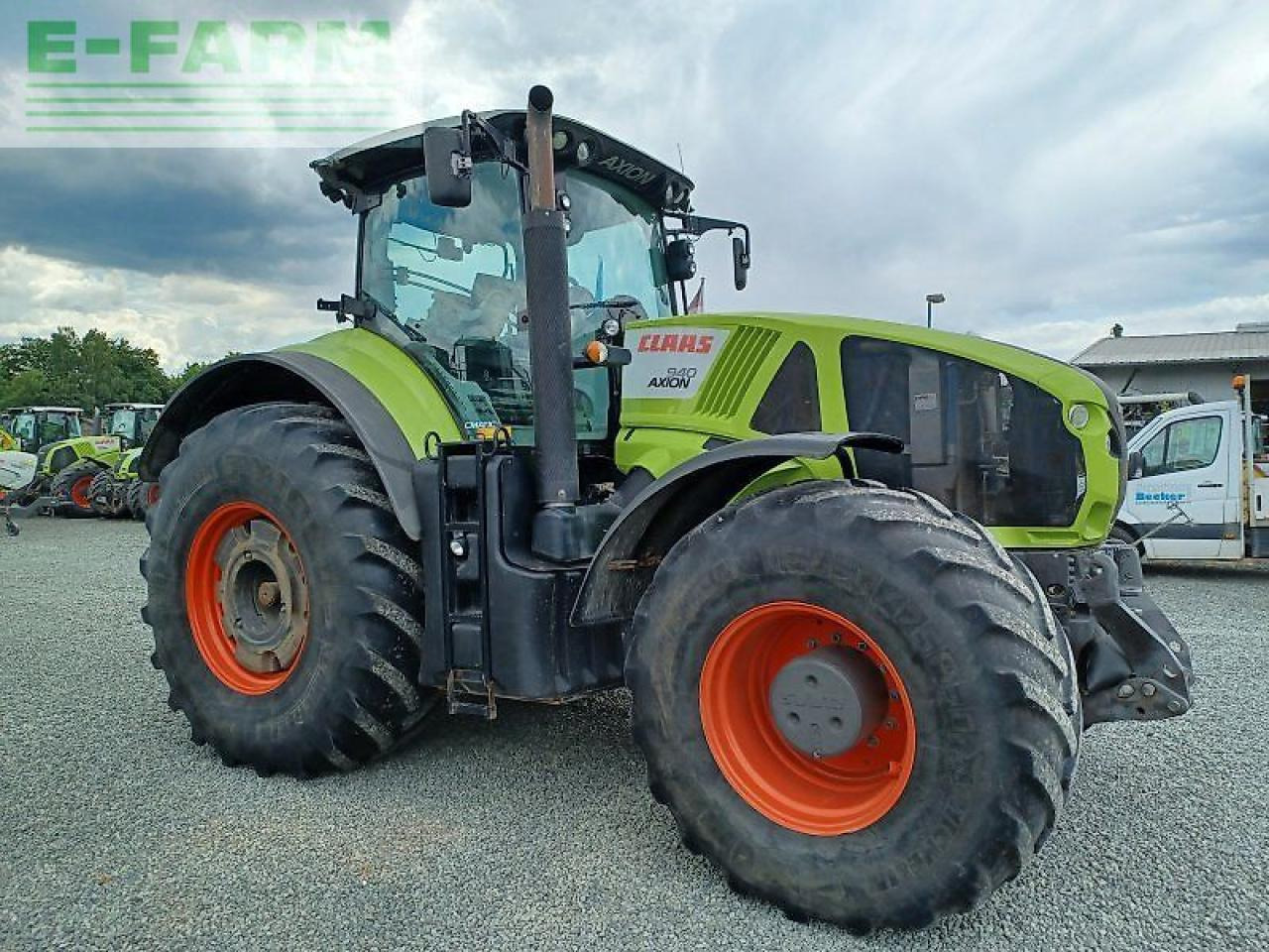 Tractor CLAAS axion 940 c-matic
