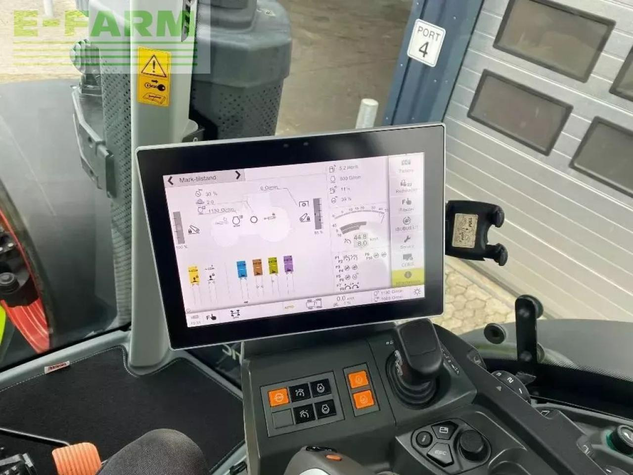 Tractor CLAAS axion 940 cmatic