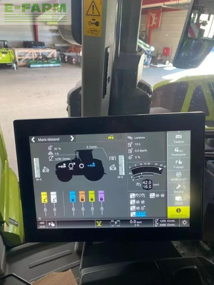 Tractor CLAAS axion 940 cmatic