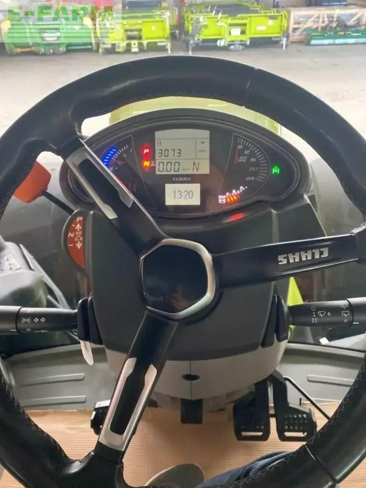 Tractor CLAAS axion 940 cmatic