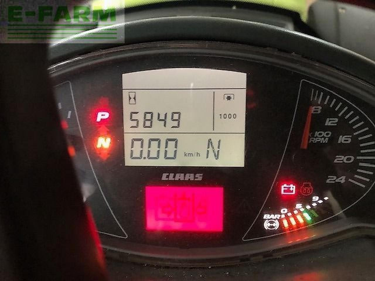 Tractor CLAAS axion 950