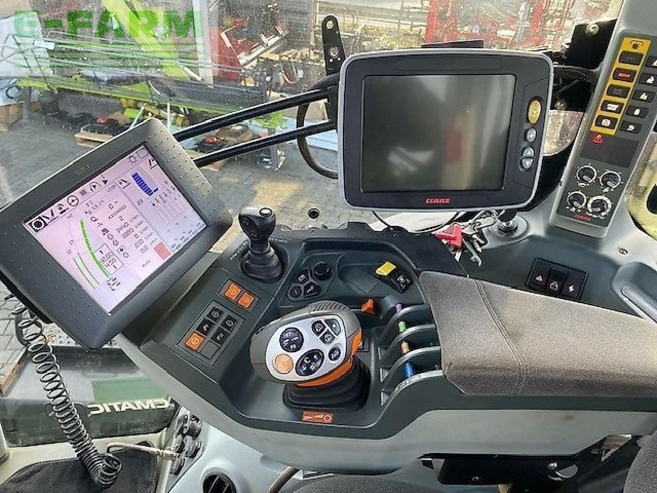 Tractor CLAAS axion 950