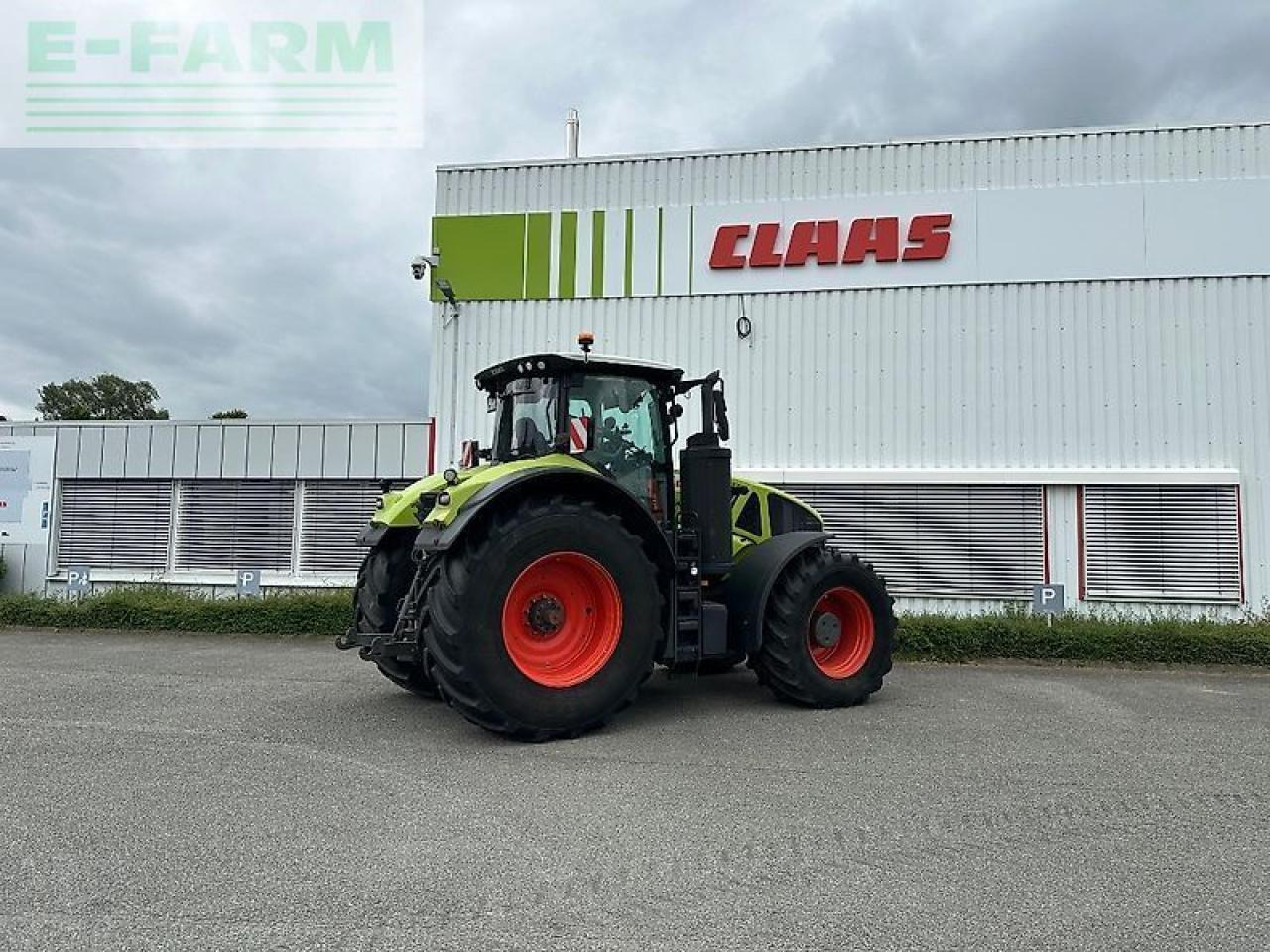 Tractor CLAAS axion 950