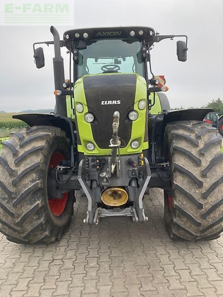 Tractor CLAAS axion 950