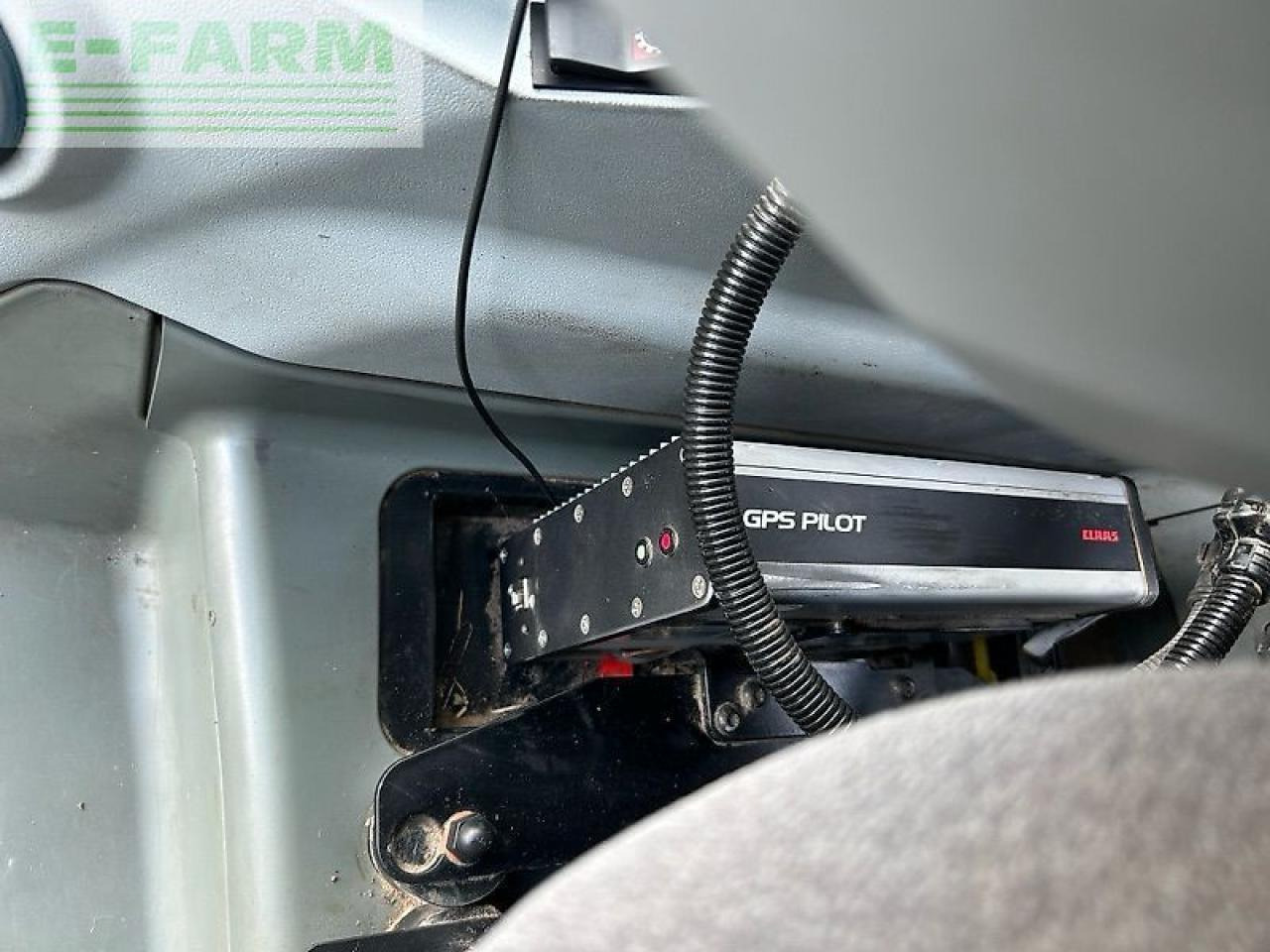 Tractor CLAAS axion 950